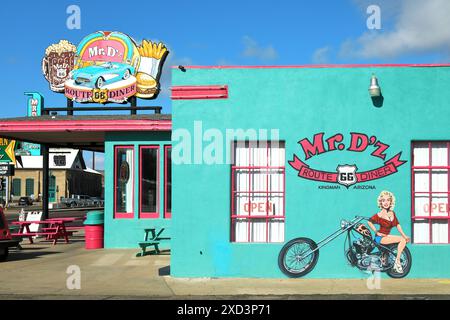 Geographie / Reise, USA, Arizona, Kingman, Magnetresonanztomographie D`z Diner, Route 66, Kingman, ADDITIONAL-RIGHTS-CLEARANCE-INFO-NOT-AVAILABLE Stockfoto